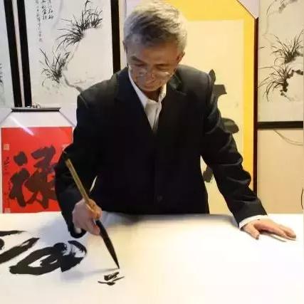(藏锋行漫画是什么小说改编的)六漫画免费观看：《藏锋行》下拉式漫画全集在线免费阅读